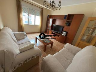 Alquiler Piso en Ensanche - Franciscanos. Inmobiliaria tejares alquila piso zona ensanchefranciscanos