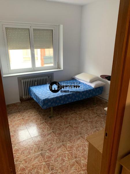 Foto a181963d-2b40-49b1-8661-aa1db6fc7b88. Rent flat with heating in Ensanche - Franciscanos Albacete