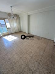 Pis en Hospital. Inmobiliaria tejares vende piso zona hospital