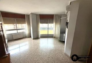 Appartamento in Centro. Inmobiliaria tejares vende piso  calle dionisio guardiola