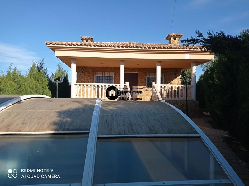 Foto 920d651a-7df2-485f-8c70-49157a3dbdab. Casa amb calefacció aparcament piscina a Pétrola