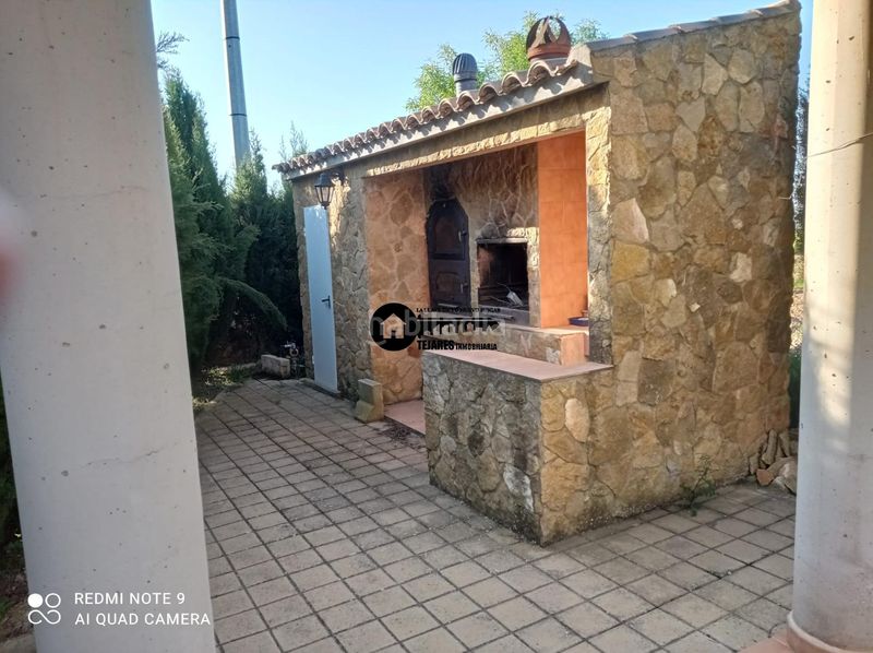 Foto eac62fb9-6743-4a80-87f7-78295240b879. Casa amb calefacció aparcament piscina a Pétrola