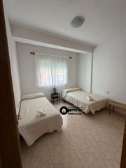 Miete Etagenwohnung in San Pedro. Inmobiliaria tejares alquila piso sólo para estudiantes zona ped