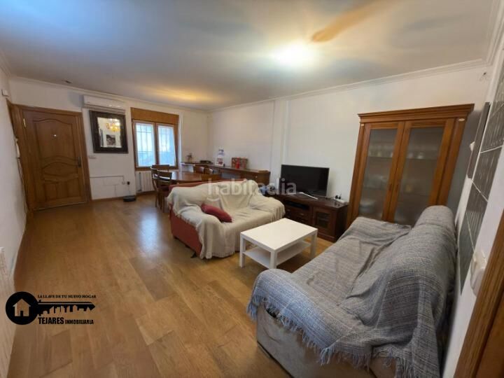 Foto 0514e778-8159-45ea-9ade-ed43426e9c89. Casa inmobiliaria tejares vende excelente casa adosada zona franciscanos en Albacete