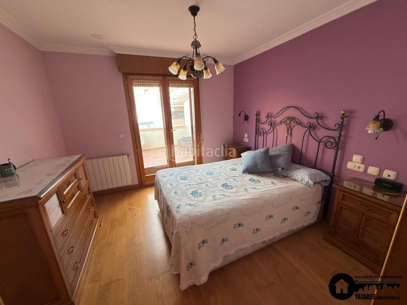 Foto 3b4d7bd7-9300-494b-943f-b78e65cfb2f2. Casa inmobiliaria tejares vende excelente casa adosada zona franciscanos en Albacete