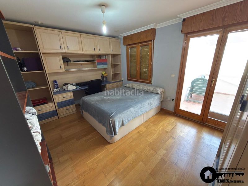 Foto 9f4d9bc4-a725-4473-8fc7-eacbd16592e9. Casa inmobiliaria tejares vende excelente casa adosada zona franciscanos en Albacete