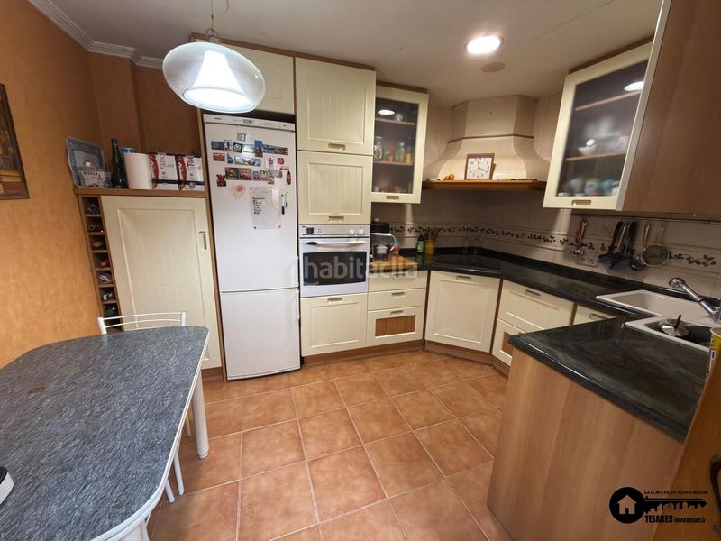 Foto d80532f8-6d5f-4ad4-ada5-fbca05624e54. Casa inmobiliaria tejares vende excelente casa adosada zona franciscanos en Albacete