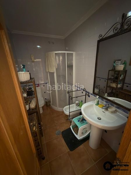 Foto ed46fef7-dafa-497c-8644-4b219593914b. Casa inmobiliaria tejares vende excelente casa adosada zona franciscanos en Albacete