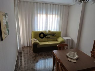 Affitto Appartamento in Hospital. Inmobiliaria tejares alquila estupendo piso zona avenida españa