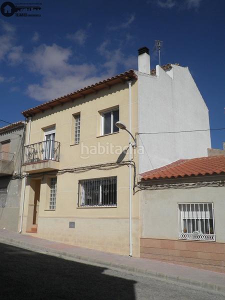 Foto 4f530826-1608-424f-8fed-dc3eddecde42. Casa inmobiliaria tejares vende casa unifamiliar en la en Albatana