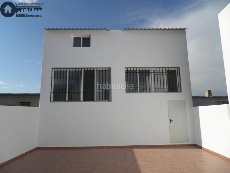Foto c1c3d3fb-9fe6-4fe2-86f9-a25b9c04b156. Casa inmobiliaria tejares vende casa unifamiliar en la en Albatana
