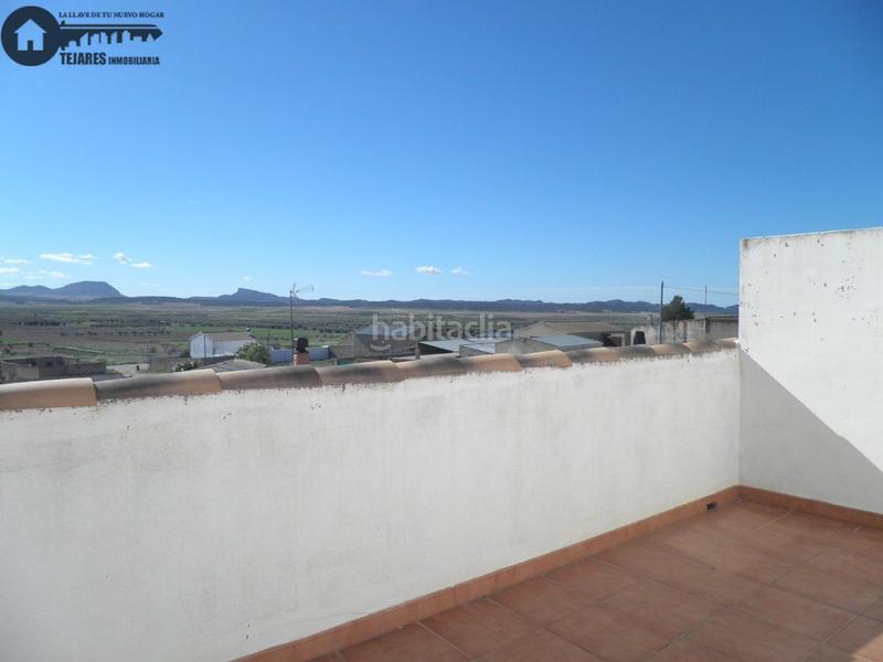 Foto e2485360-289c-4abf-8298-112183d07f3b. Casa inmobiliaria tejares vende casa unifamiliar en la en Albatana