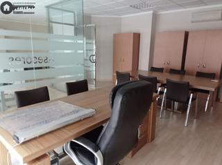 Alquiler Oficina en Carretas - Pajarita. Inmobiliaria tejares alquila oficinas en el centro de albacete