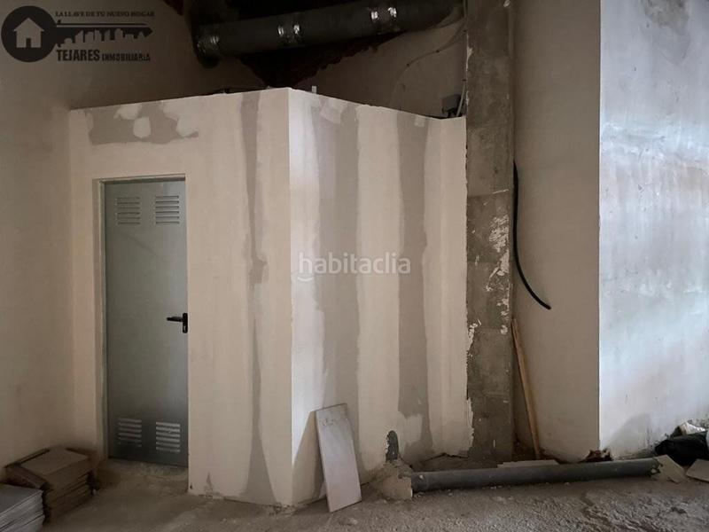 Foto 90fcbccf-8327-4a7b-924f-df75e6e74653. Alquiler local comercial inmobiliaria tejares alquila local zona policia nacional en Albacete