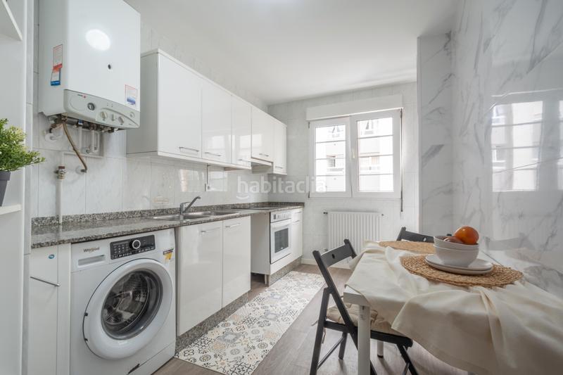 Foto a4e4706d-de63-4c96-905a-5c308d173ddf. Flat in calle conde toreno 47 in El Coto Gijón