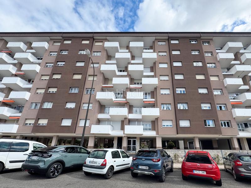Foto 1f9326d4-5aae-4a0d-96bb-b0e1f03cf805. Piso en calle hermanos espolita 4 amplio y bonito piso con terraza para familias en Avilés