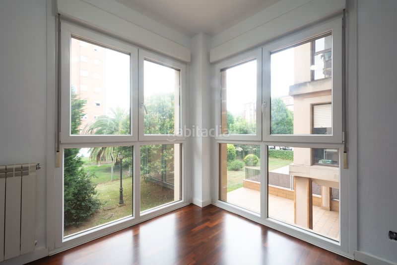 Foto b0d446a3-be64-4c13-97c0-0926de140d01. Casa amb calefacció aparcament a nuevo Gijón Gijón