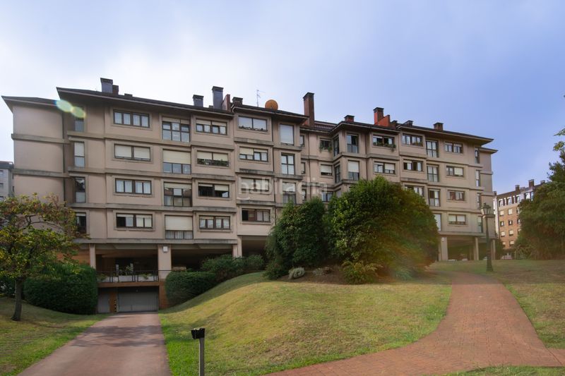 Foto b4435ca8-5d3f-4781-b846-b86e8da2f2e3. Casa amb calefacció aparcament a nuevo Gijón Gijón