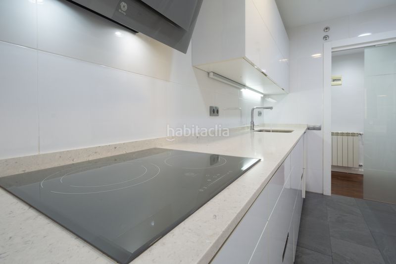 Foto bb78b9a4-6fc1-4738-a23d-07afca7146c1. Casa amb calefacció aparcament a nuevo Gijón Gijón