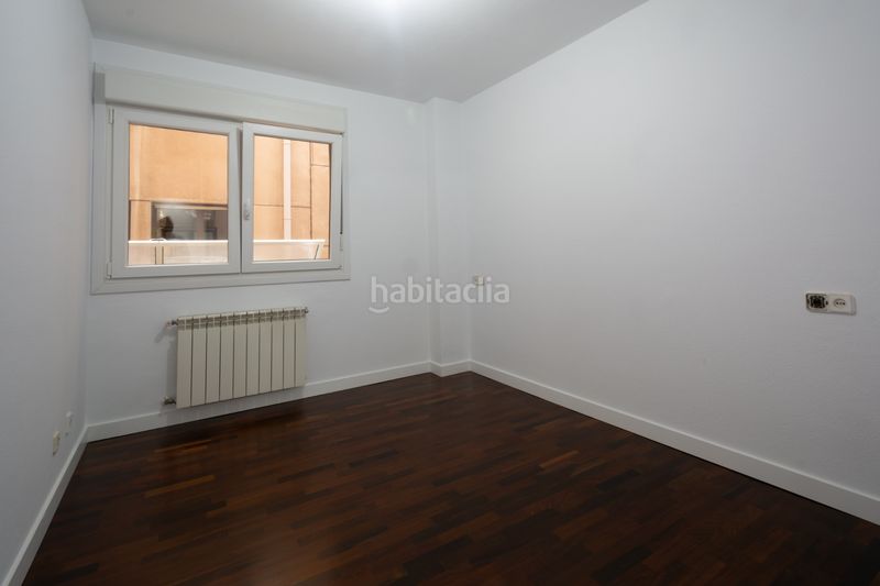 Foto ce5de4e1-7aa8-460d-8639-9dd015321455. Casa amb calefacció aparcament a nuevo Gijón Gijón