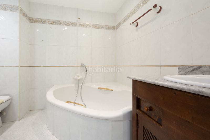 Foto e682c171-d208-45d8-a6a4-7566e02f39d6. Casa amb calefacció aparcament a nuevo Gijón Gijón