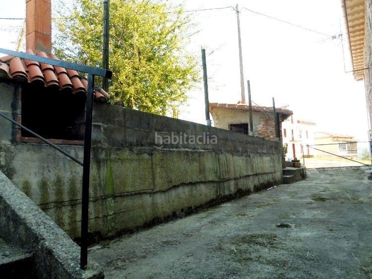 Foto b484bbac-0c03-4f7d-b4b5-4015bf767cb7. Masia a barrio Villafufre 5 a Villafufre