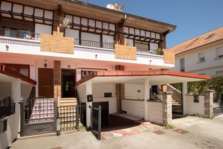Casa adossada en Calle pedro velarde 3