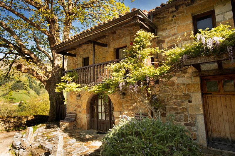 Foto 45963cd2-1e25-41f7-9ca0-9ea8c07922d5. Maison dans barrio carrascal 1007 dans Luena