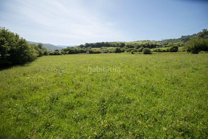 Foto e9210172-ad04-4bea-9853-6bfb661a8f93. Finca rústica a calle palacio 1006 a Arenas de Iguña