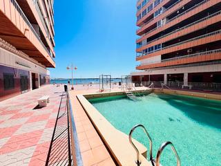 Pis a El Acequión. Piso reformado 3 dormitorios 3 baños primera linea