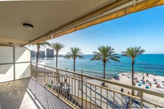 Apartament  Calle ramón y cajal. Exclusivo apartamento con impresionantes vistas al mar