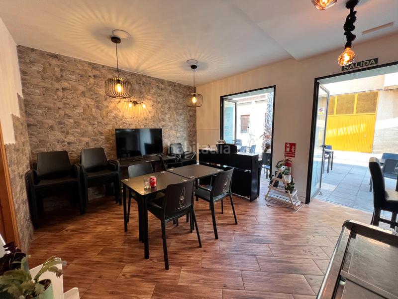 Foto ed5fe2c3-3d1b-468c-859f-826d07e712ac. Traspaso local comercial traspaso de restaurante en calle peatonal de alto tránsito en Torrevieja