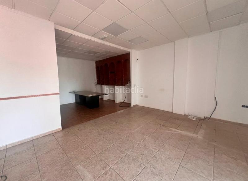 Foto 075e124d-81e1-4723-8950-5d6921e500b7. Alquiler local comercial local alquiler - oficina, tienda, en Torrevieja