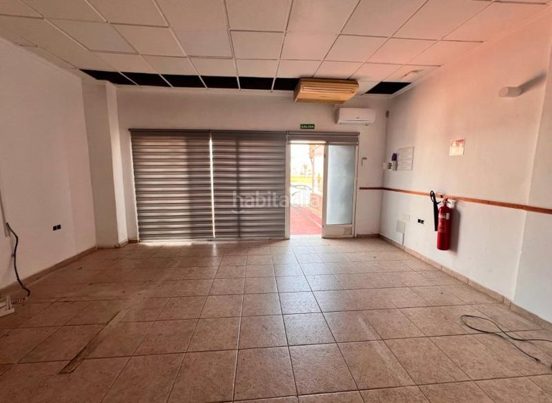 Foto fc8a18a9-f037-4452-bcc9-58cf027176dd. Alquiler local comercial local alquiler - oficina, tienda, en Torrevieja