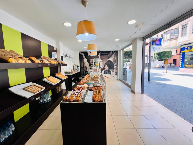 Foto 204406c8-cee7-40d9-8f28-f75c3f22488e. Pas-de-porte local commercial dans Centro - Muelle Pesquero Torrevieja