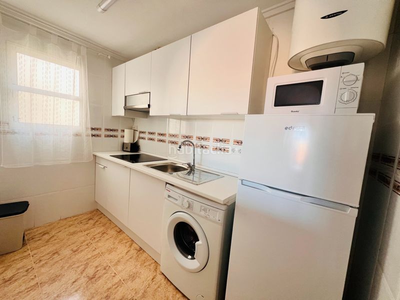 Foto 3bedc40b-a4d8-4e76-b8cd-a1228f3ea07f. Apartament amb calefacció piscina a Las Piscinas Naturales Torrevieja