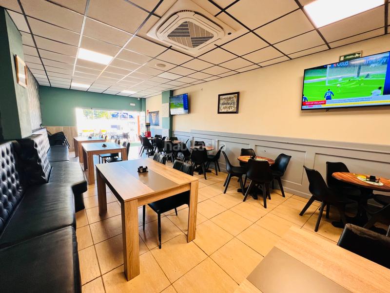 Foto b9db528f-86e5-4467-89b6-98ef3806fc27. Traspaso local comercial traspaso de local – cabo roig (licencia salón-lounge) en Orihuela