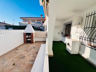 Chalet en Zona los Frutales. Chalet independiente reformado en los frutales – torrevieja