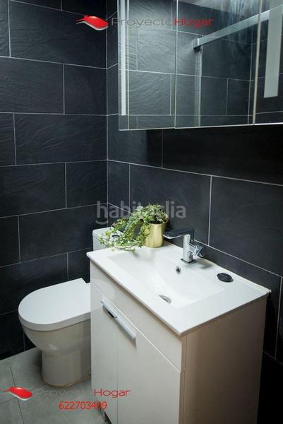 Foto a5cfb437-2a06-4708-9eb1-39a0b0dc244c. Piano terra con riscaldamento in Collblanc Hospitalet de Llobregat (L´)