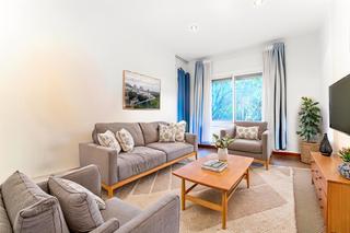 Appartement  Lepant. Oportunidad en barcelona amplio piso exterior con balcón en call