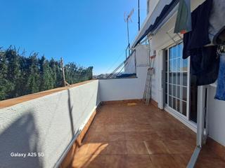 Àtic a Collblanc. Ático con terraza a nivel.