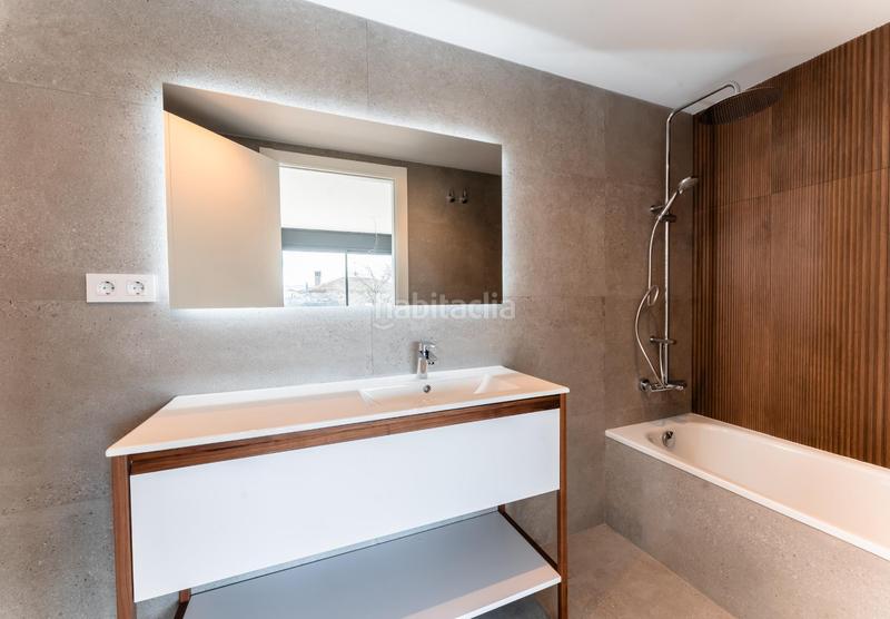 Foto 60658bed-2681-4483-b455-7d7728d1f610. Flat with parking in Can Vallhonrat Rubí