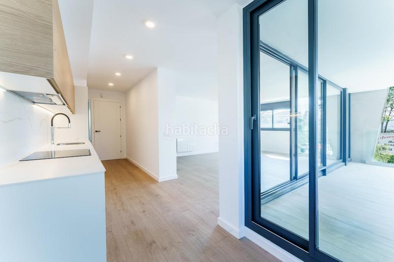 Foto be411d82-8b6b-40f9-8fd2-b11c7a143bf2. Flat with parking in Can Vallhonrat Rubí