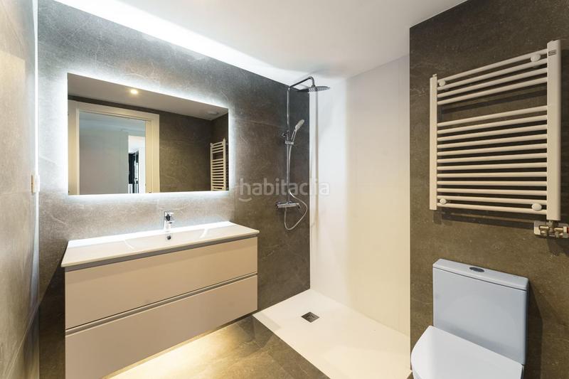 Foto d66c7eae-e47e-4760-97ef-87d3f3ebd495. Flat with parking in Can Vallhonrat Rubí