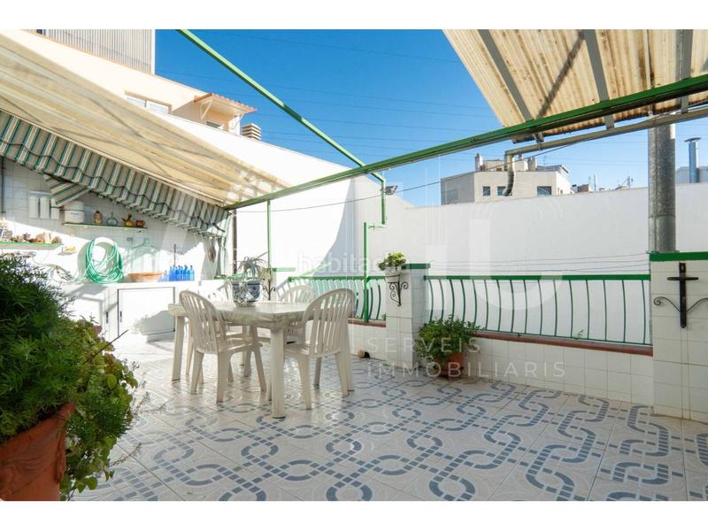 Foto 5d52c826-9ab0-47eb-911a-0a35e4755b33. Casa  220m , 3 habitaciones, local comercial de 98m, terraza de 30m y patio de 40m prec en Sant Quirze del Vallès