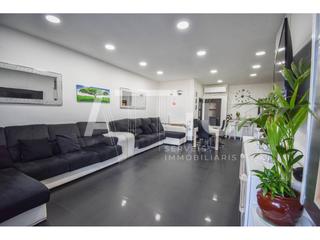 Pis  Batllevell. Planta baja  de 85m, 2 habitaciones y  espectacular comedor 40m