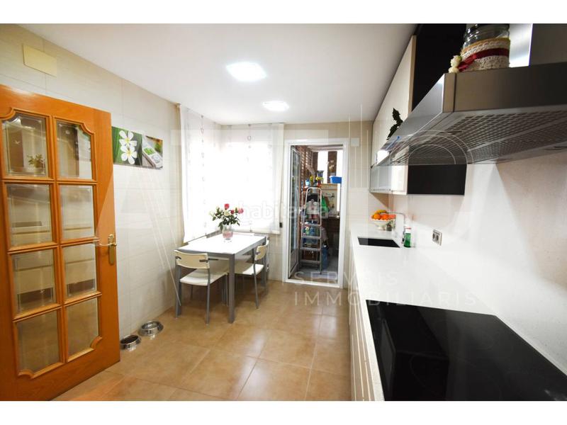 Foto 956582f7-4170-4b59-b641-cc4bc51957dd. Maison avec chauffage parking dans Can Deu Sabadell