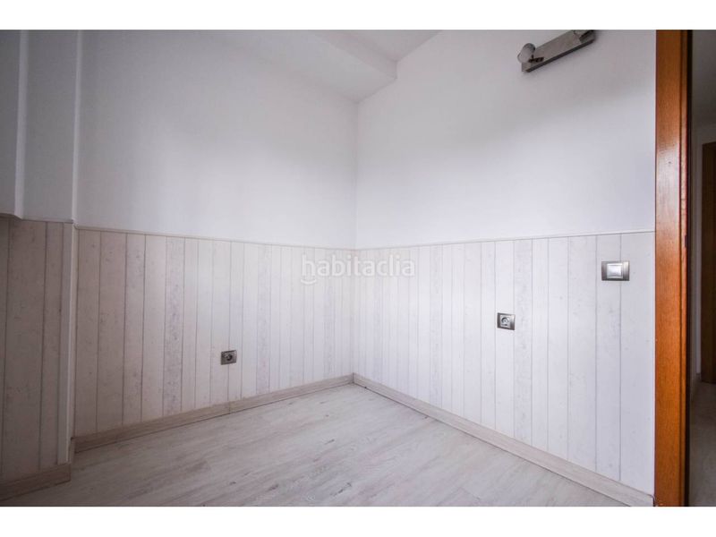 Foto 047eeec8-ce14-4e45-b48d-6d35d6811616. Lloguer pis amb calefacció aparcament piscina a Can Llong Sabadell