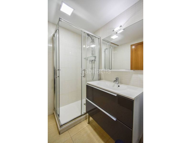 Foto 774d8777-afcc-4e26-a816-02332009390e. Lloguer pis amb calefacció aparcament piscina a Can Llong Sabadell