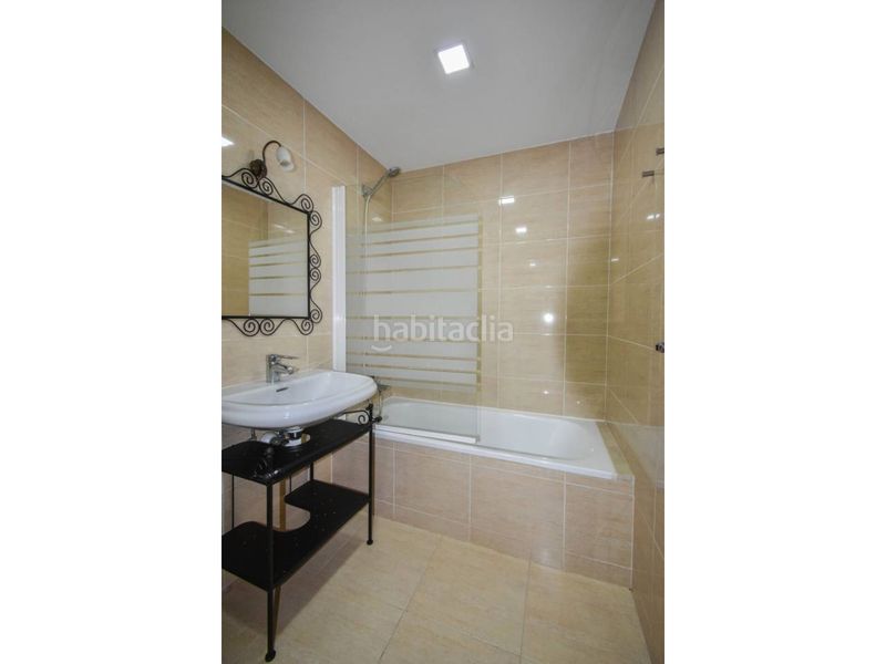 Foto ea219a71-36a4-4040-bd50-a9eea0782085. Lloguer pis amb calefacció aparcament piscina a Can Llong Sabadell